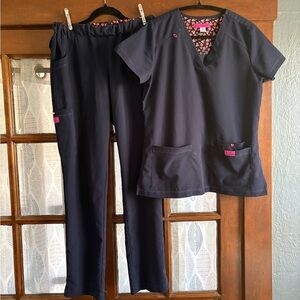 Betsy Johnson Women’s Navy Scrub Set Freesia 3 Pocket Top Buttercup TALL Pants